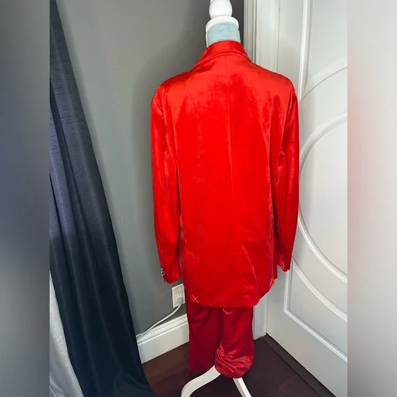 NWT Seeing Red Suit by International Concepts
